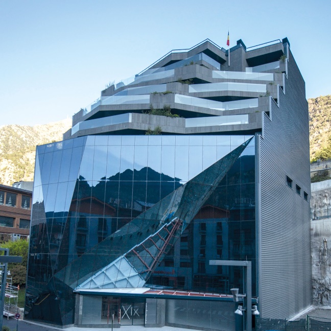 Edificio “El Diamant”